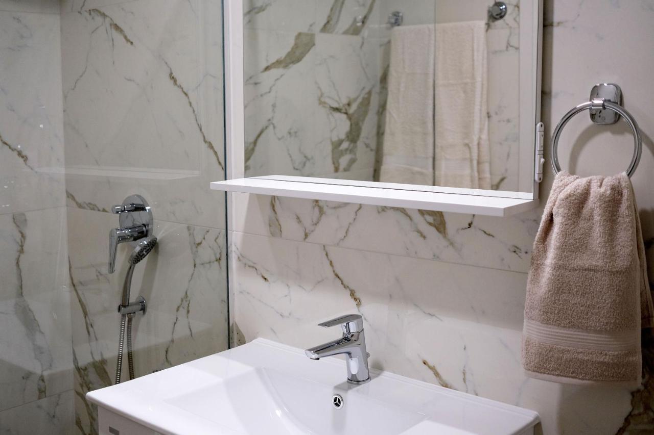 5ka - Modern Comfort 5 Minutes From Highway * Velika Loka