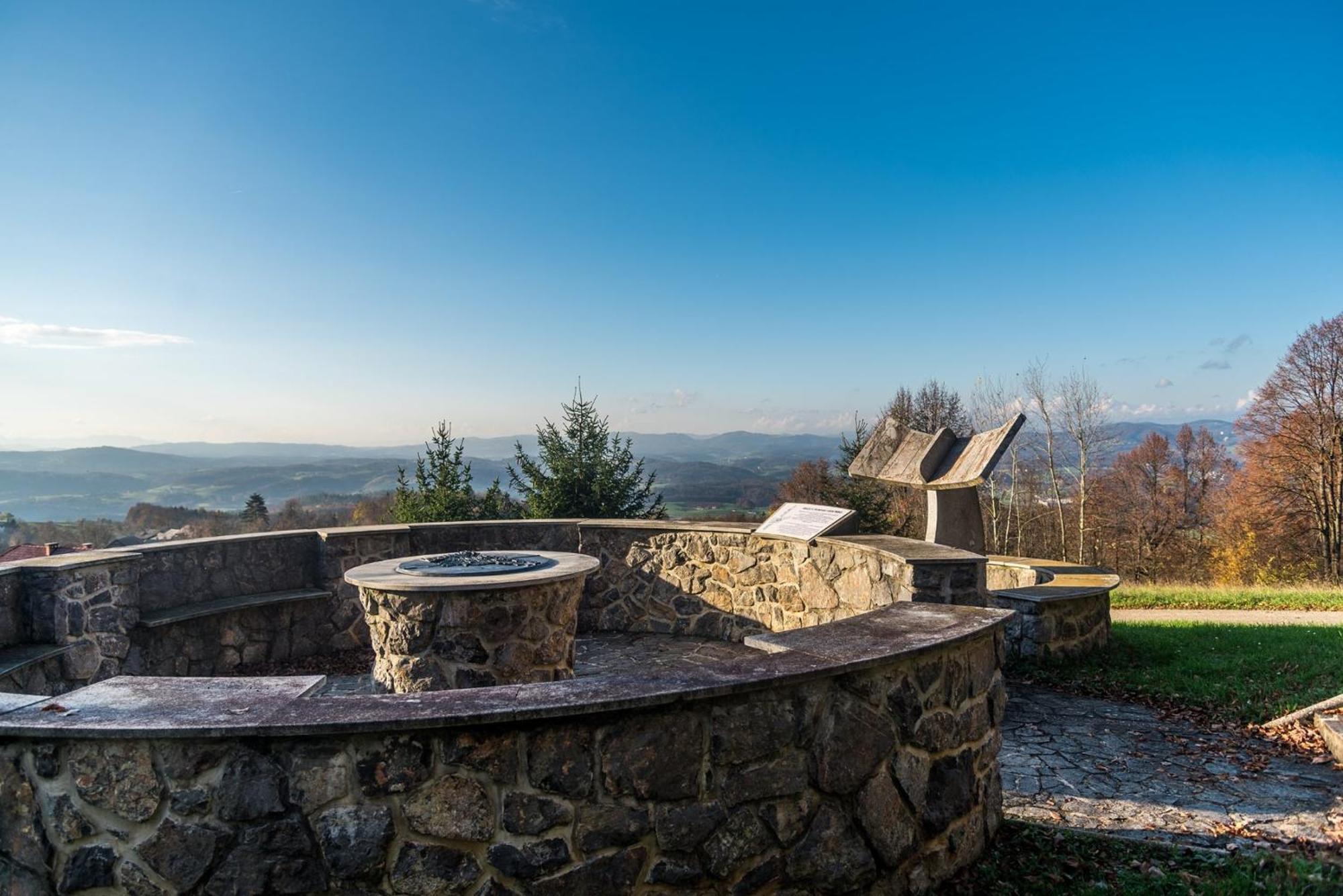 5ka - Modern Comfort 5 Minutes From Highway Apartment Velika Loka